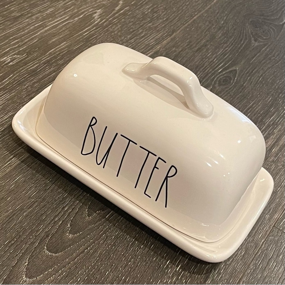 Rae Dunn butter dish